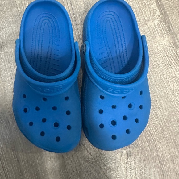 Crocs - Picture 7 of 9